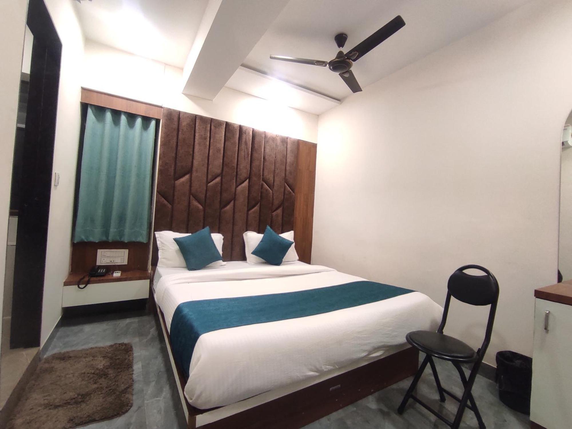 Hotel Earth Inn, Subhash Bridge, Rto Circle, Ahmedabad Eksteriør bilde